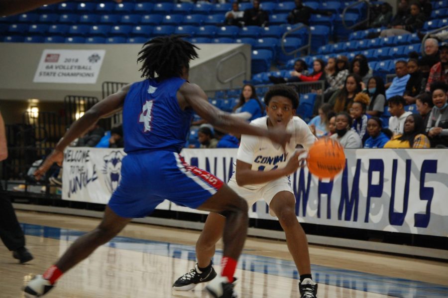 Junior Colen Thompson receives the ball against West Memphis. 