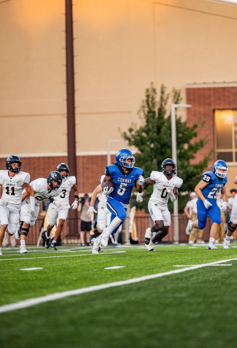 Senior Jacoby Wade was honored with Yarnell's Sweetest Play of the Game for Week 1's 99-yard punt return against Bentonville. 